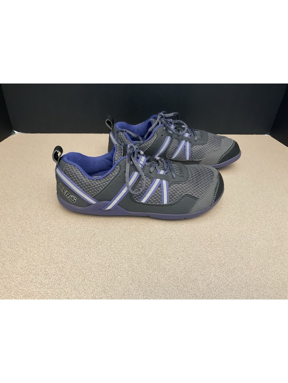 Womens Xero Shoes Prio Grey/Purple Barefoot Athletic Shoes. Size 7.5. Nice!!!